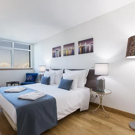 Apt In Oriente Duplex - Parque Das Nacoes Lisboa